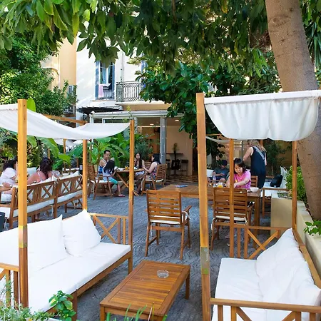 Auberge De Jeunesse Hi Nice Les Camelias Exterior photo