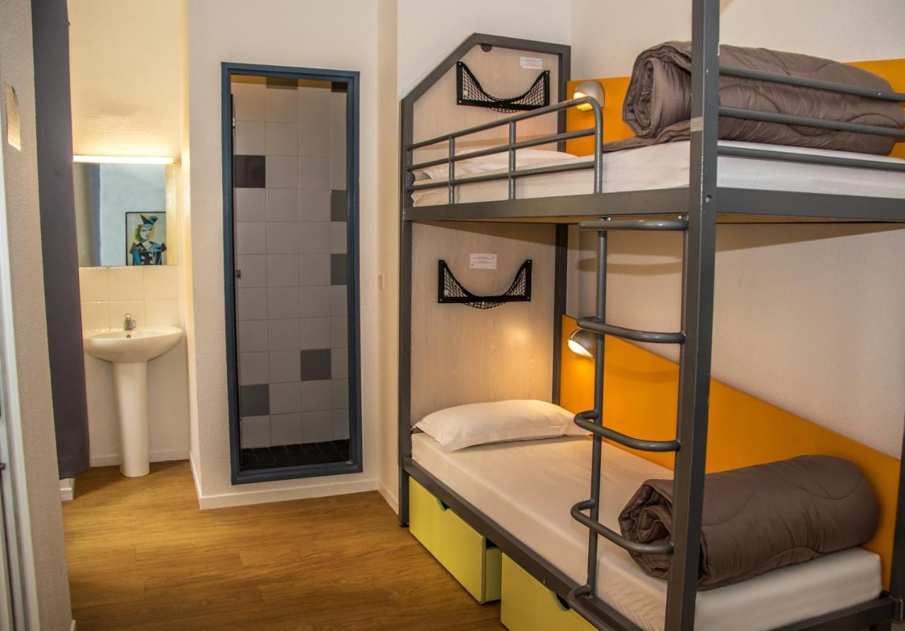 Hi Les Camelias Hostel Nice