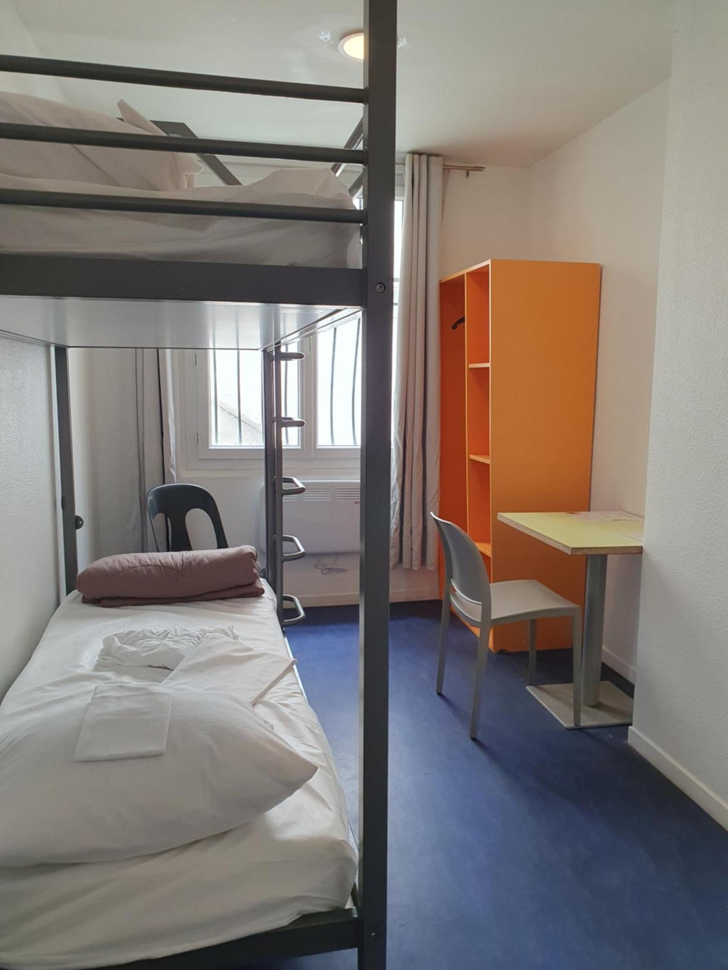 Hi Les Camélias Auberge de jeunesse *